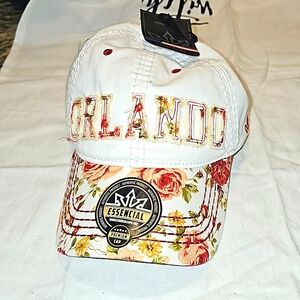Orlando Floral Essencial Snapback Hat like new